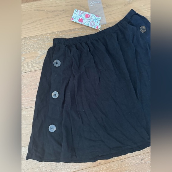 Toluca Victoria Skirt/ Swim Covercup - Picture 2 of 4